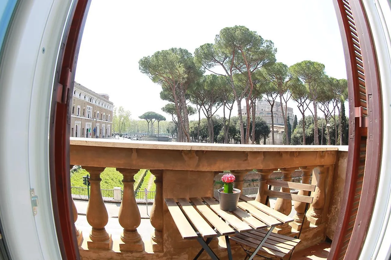 Bed & Breakfast We Love Roma Guesthouse