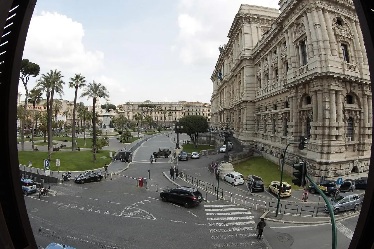 We Love Roma Guesthouse 2*, Rome Italy